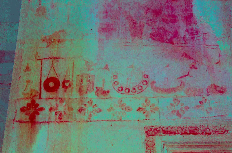 Illustration for article titled Hundreds of "Hidden" Paintings Discovered at Angkor Wat